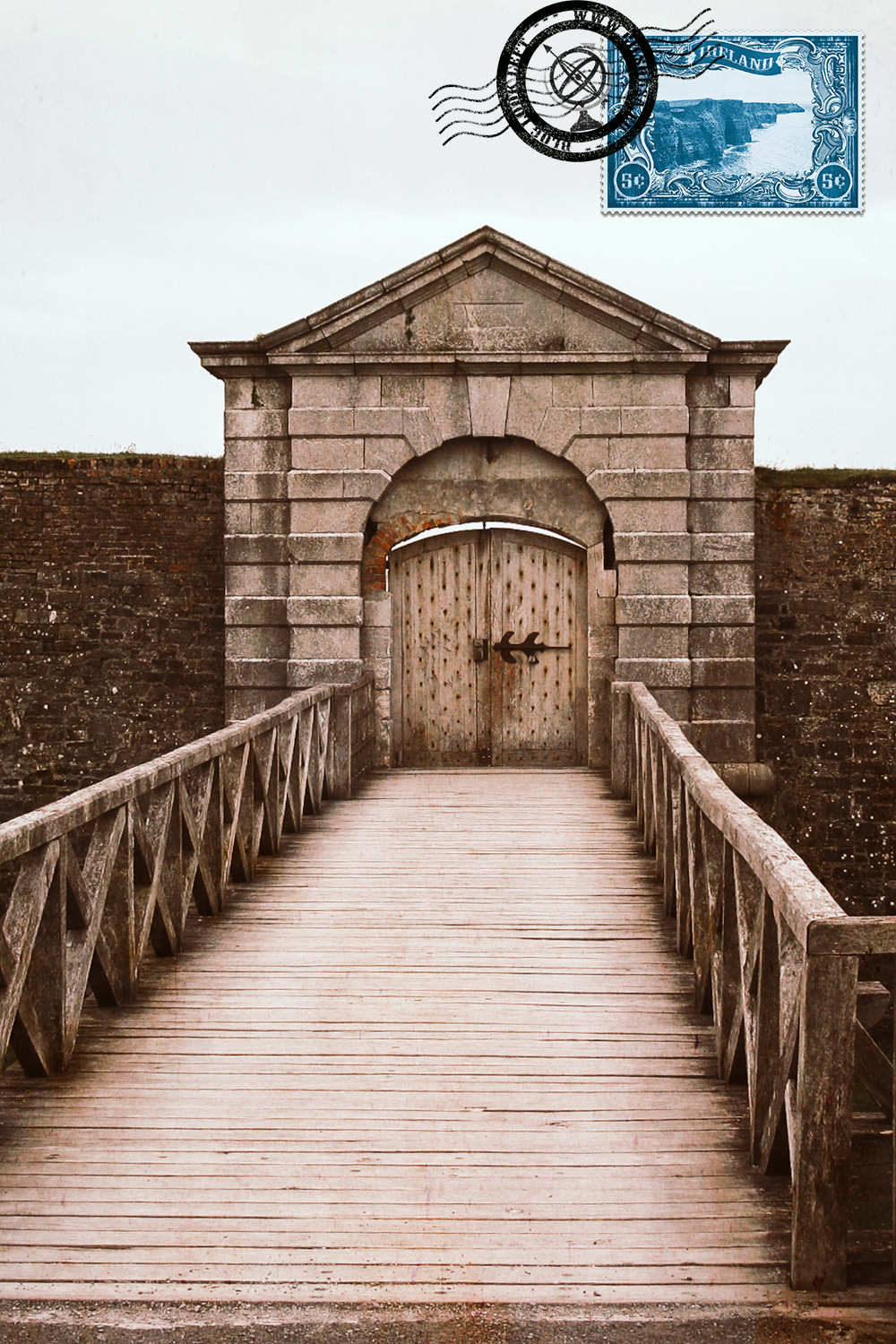 Entrance to Charles Fort