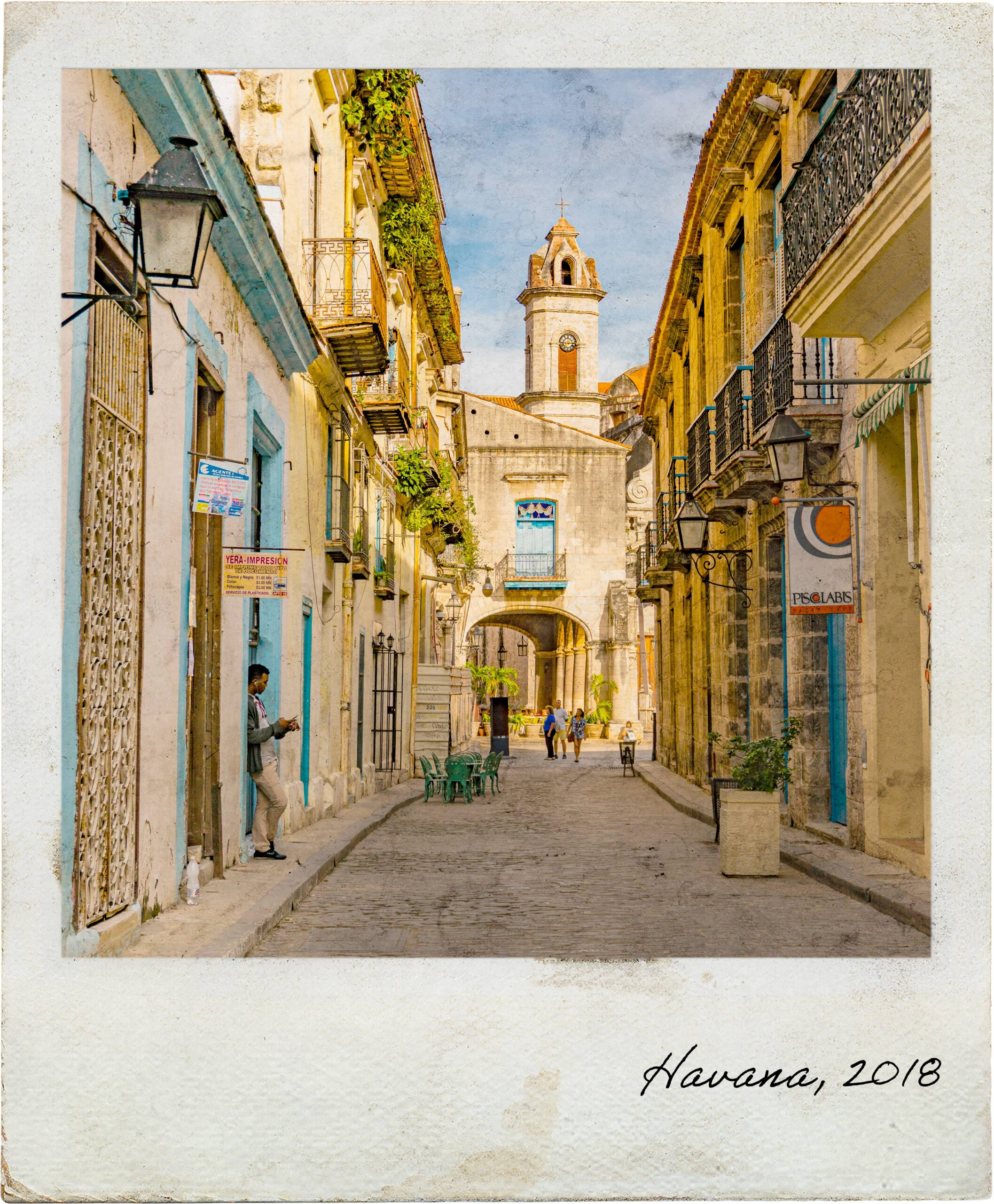 Rua em Havana Vieja
